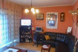 Etaža 76.56 m² 2S+DB, Matulji, Apartamento