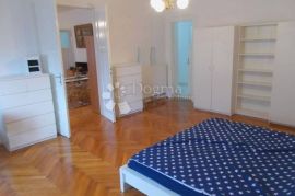 Gospodski stan u samom centru grada, Rijeka, Apartamento