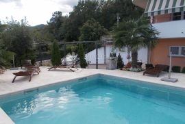 Opatija okolica, VILA  sa 8 apartmana i bazenom, Opatija - Okolica, Famiglia