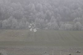 Građevinski teren sa zelenim pojasom, Vrbovsko, Zemljište