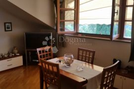 NAJAM STAN KOSTRENA 80 m² 2S+DB, Kostrena, Appartement