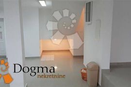 POSLOVNI PROSTOR RIJEKA POTOK 100 m², Rijeka, Immobili commerciali