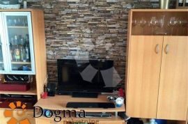 KUĆA MATULJI 250 m² S+P+1, Matulji, Casa