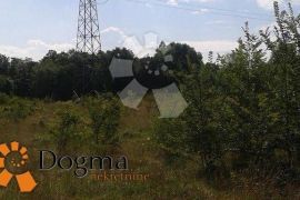 Građevinsko zemljište industrijske namjene 3033 m², Labin, Terrain