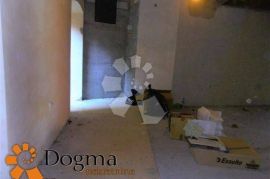 STAN ZA NAJAM CENTAR RIJEKA 60 m² 2SKL, Rijeka, Kвартира