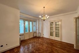 STAN ZAGREB DONJI GRAD BUCONJIĆEVA, Zagreb, Flat