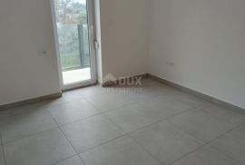 ISTRA, SAVUDRIJA - Moderan stan  u prizemlju  s vrtom 400m od mora, Umag, Appartment