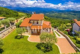 Kamena vila s predivnim pogledom na Motovun, Vižinada, House