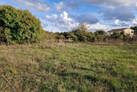 ISTRA, SVETVINČENAT - Građevinsko zemljište na pogodnoj lokaciji, Svetvinčenat, Terrain