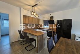 Rijeka, Srdoči, novouređen PENTHOUSE u novogradnji NKP 116 m2, Rijeka, شقة