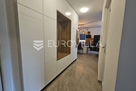 Rijeka, Srdoči, novouređen PENTHOUSE u novogradnji NKP 116 m2, Rijeka, Διαμέρισμα