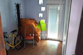 Kuća sa placem u Durlanu ID#4116, Niš-Pantelej, House