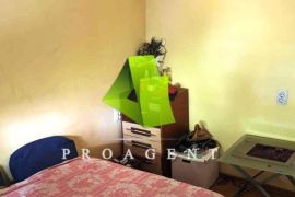 Kuća sa placem u Durlanu ID#4116, Niš-Pantelej, House