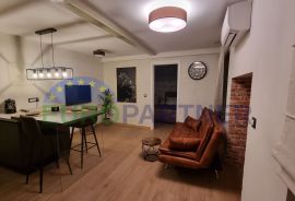 Predivan stan sa studio apartmanom u centru Rovinja, Rovinj, Wohnung