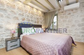 Predivan stan sa studio apartmanom u centru Rovinja, Rovinj, Appartamento