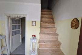 Kuća za adaptaciju sa velikim potencijalom, Barban, okolica, Istra, Barban, House