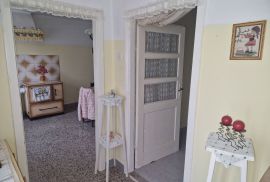 Kuća za adaptaciju sa velikim potencijalom, Barban, okolica, Istra, Barban, House