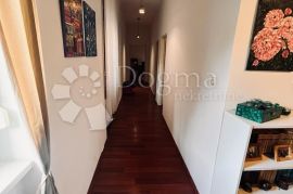 STAN KOD ĐAMIJE !!, Donji Grad, Apartamento