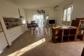 Rubeši, 1S+DB, 40 m2 s okućnicom od 70 m2, Kastav, Apartamento