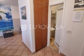 Istra, Medulin, stan na korak od plaže, NKP 49,23 m2, Medulin, Appartement