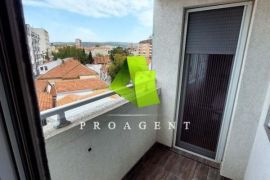 Dvoiposoban stan na najboljoj lokaciji u centru grada smešten u mirnoj ulic ID#4120, Niš-Mediana, Appartement