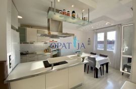 Zadar, sunčani apartman s pogledom na more i grad, Zadar, Διαμέρισμα