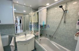 Zadar, sunčani apartman s pogledom na more i grad, Zadar, Appartment