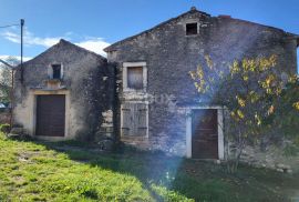 ISTRA, BARBAN - Starina za adaptaciju na mirnoj lokaciji, Barban, House