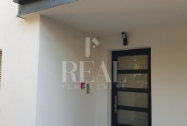 KRALJEVICA-prekrasan stan od 111 m2, novogradnja, pogled na Kvarner, Kraljevica, Flat