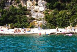 Hotel u Istri 80m od mora pored prekrasnih plaža, Barban, House