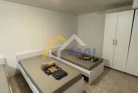 Trešnjevka, smještaj za 4 radnika, Trešnjevka - Sjever, Appartment