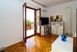 Poreč, stan i dva apartmana 350 m od mora!, Poreč, Appartement