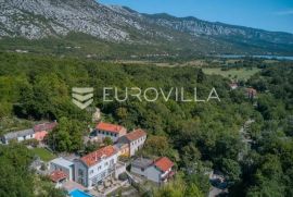 Crikvenica, Drvenik, moderna vrhunski dizajnirana villa s bazenom, Vinodolska Općina, Ev