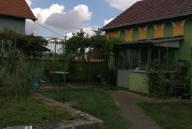 Obiteljska kuća - Lipovača (Vukovar), Vukovar - Okolica, Kuća