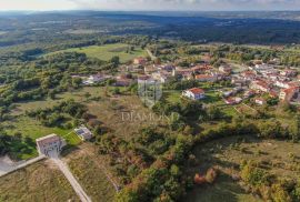 Kanfanar, okolica, prekrasno zemljište u mirnom naselju, Kanfanar, Terra