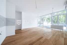 Zagreb, Vrbik,  novoadaptiran  dvosoban stan 49,25 m2, Zagreb, Flat