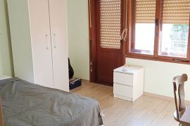 Lijepi stan na dobroj lokaciji u gradu, Pula, Istra, Pula, Kвартира