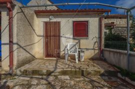 Rovinj, okolica, vrlo dobra kuća blizu centra mjesta, Rovinj, House