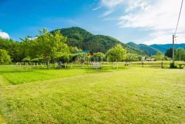 GORSKI KOTAR, BROD NA KUPI - Građevinsko zemljište sa voćnjakom uz rijeku, Delnice, Land