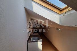 Pula,Monte Zaro - Mansarda, 125 m2, za adaptaciju, Pula, Appartement