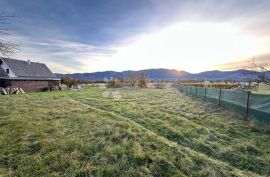 GRAĐEVINSKO ZEMLJIŠTE U GACKOJ DOLINI SINAC, Otočac, Land