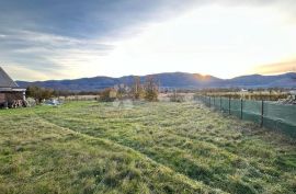 GRAĐEVINSKO ZEMLJIŠTE U GACKOJ DOLINI SINAC, Otočac, Arazi