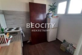 Novi Sad, Rotkvarija, Bulevar kralja Petra, 1.5, 49m2, Novi Sad - grad, Appartment