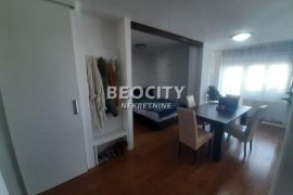 Novi Sad, Rotkvarija, Bulevar kralja Petra, 1.5, 49m2, Novi Sad - grad, Appartamento