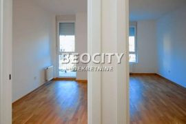 Novi Sad, Grbavica, Bulevar Cara Lazara, 2.5, 63m2, Novi Sad - grad, Appartment