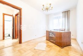 Zagreb, Maksimir prekrasan trosoban NKP 127 m2 s terasom, najam, Zagreb, Flat