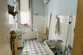 Stan s garažom na Škurinjama, Rijeka, Apartamento