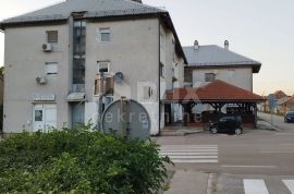 GRAČAC - Prostrani stan, Gračac, Appartment