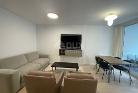 SPLIT, TRSTENIK- Luksuzan stan na odličnoj lokaciji, Split, Διαμέρισμα