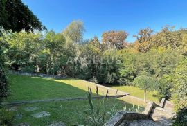 Zagreb, Pantovčak - Luksuzna villa s bazenom, Gornji Grad - Medveščak, Дом